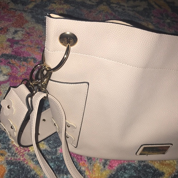 Marc New York Andrew Marc 2 for 1 Bag Set - Picture 4 of 11